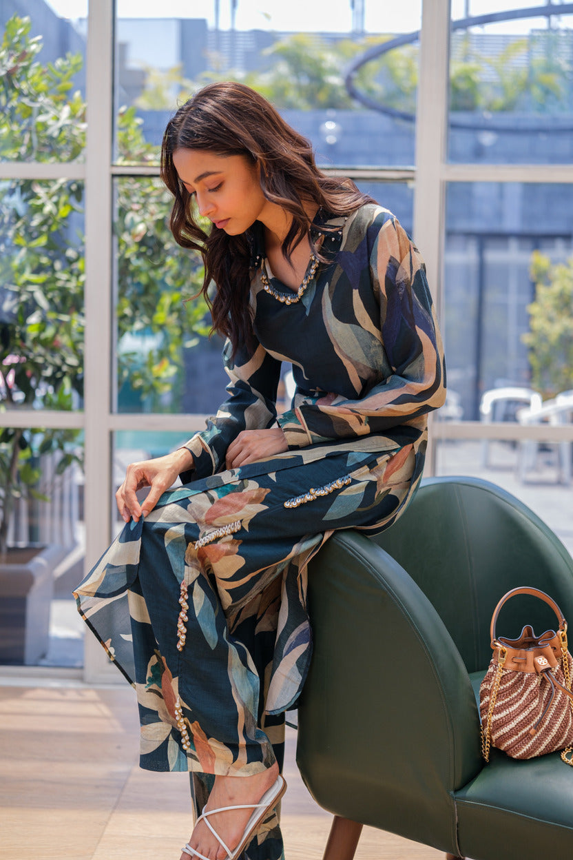 FLORAL KURTA & PANT