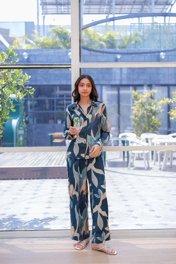
                  
                    FLORAL SHIRT & PANT
                  
                