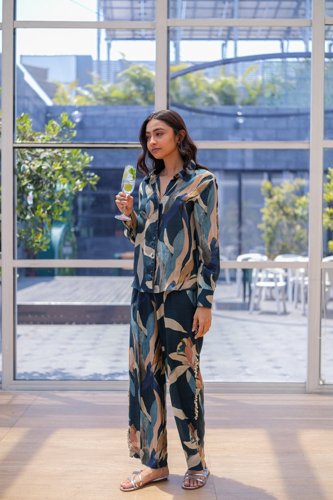 
                  
                    FLORAL SHIRT & PANT
                  
                