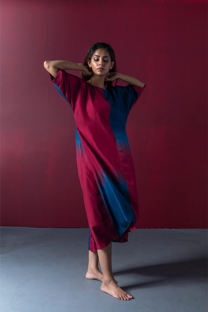 
                  
                    FREYA maroon navy
                  
                