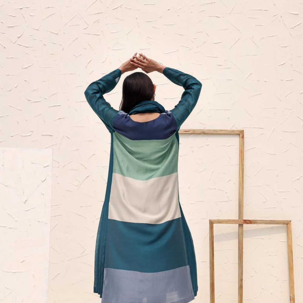 
                  
                    GRACE KURTA & SCARF ocean
                  
                