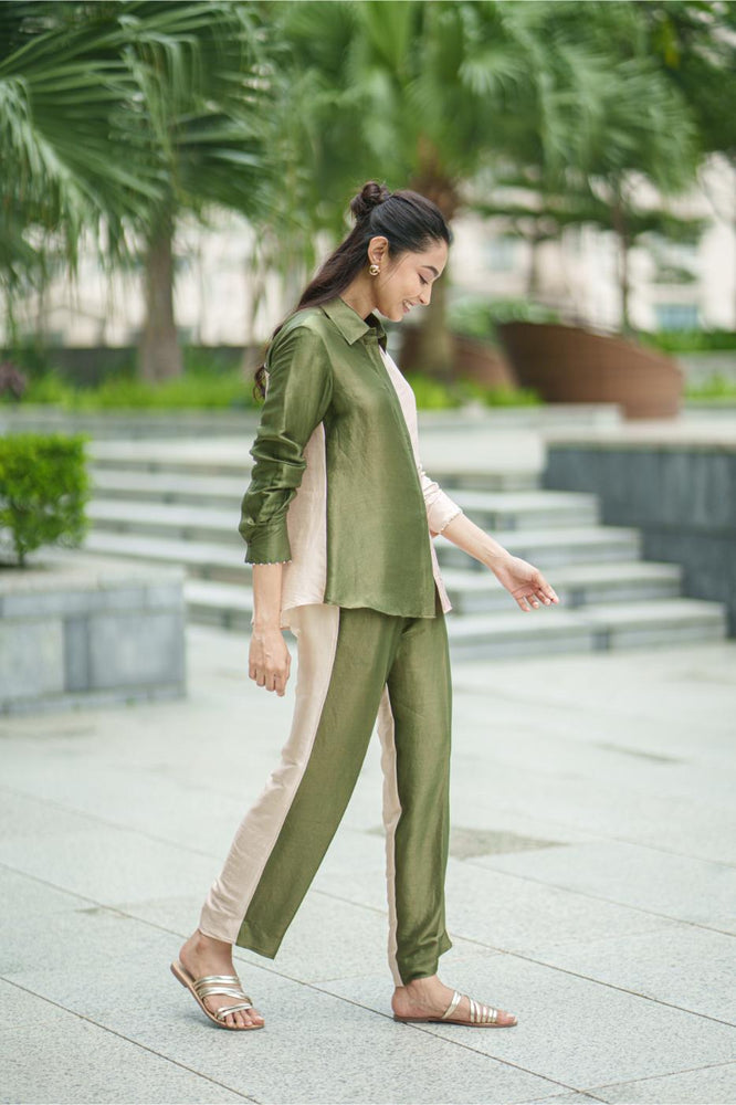 
                  
                    JASMINE SHIRT & PANT olive cream beige
                  
                