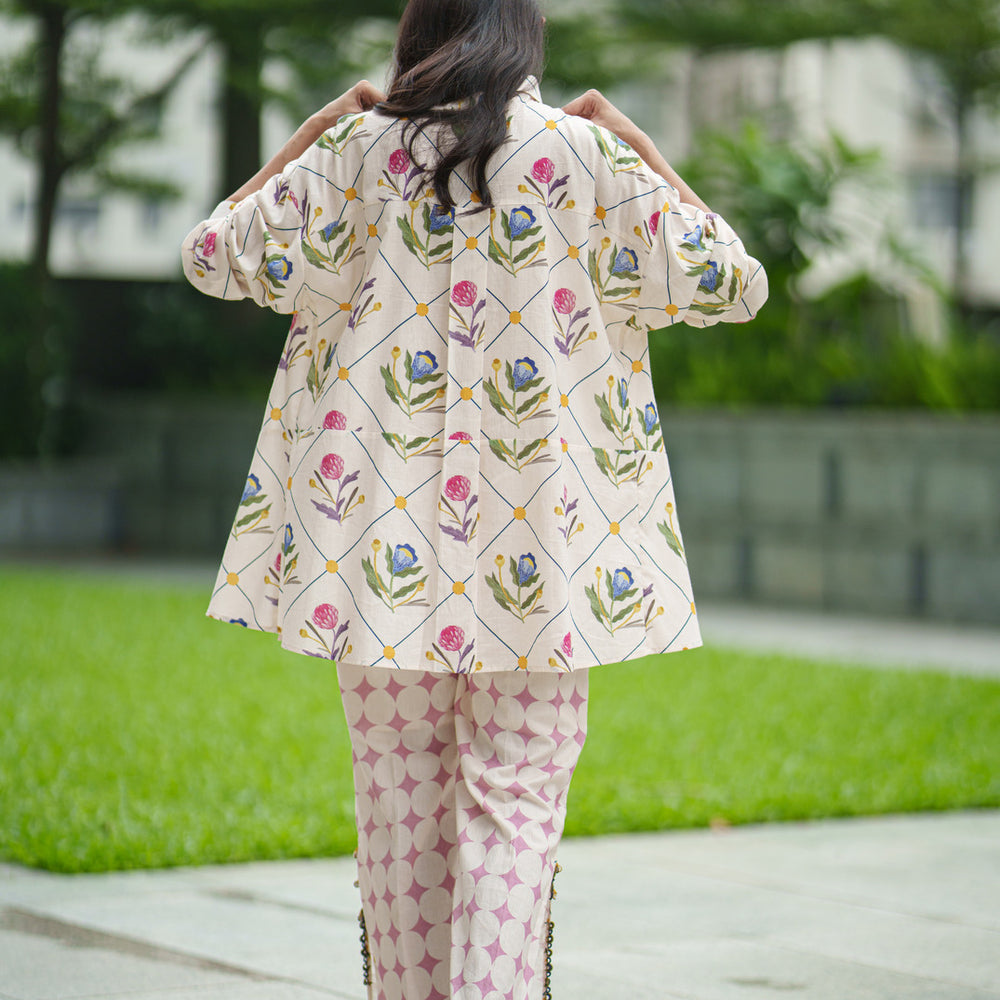 
                  
                    OS SHIRT & PANT cream geo sparkle
                  
                