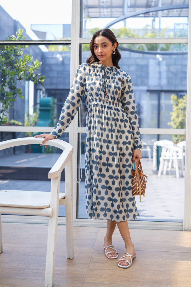 GATHER DRESS pearl