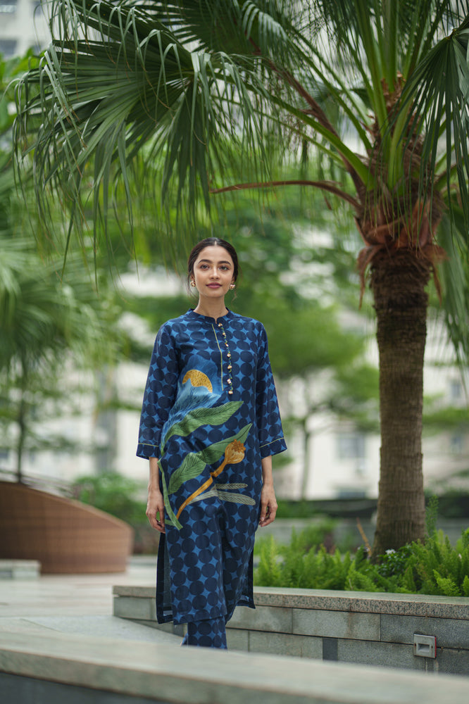 
                  
                    POPPY KURTA & PANT placement blue sparkle
                  
                
