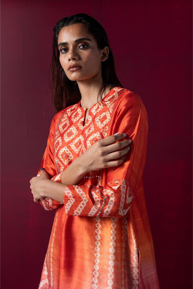 
                  
                    ROBYN KURTA orange red
                  
                