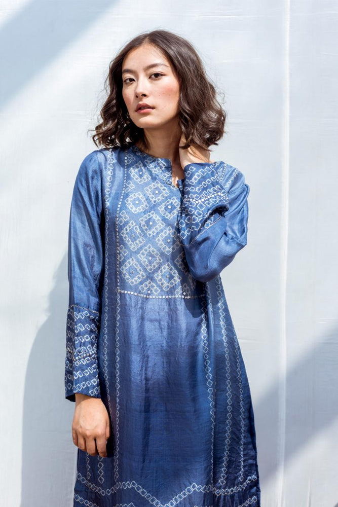 
                  
                    ROBYN KURTA sapphire
                  
                