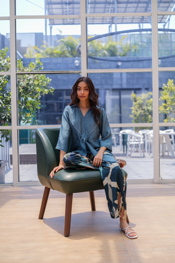 
                  
                    SILK TIE TOP & PANT cobalt
                  
                