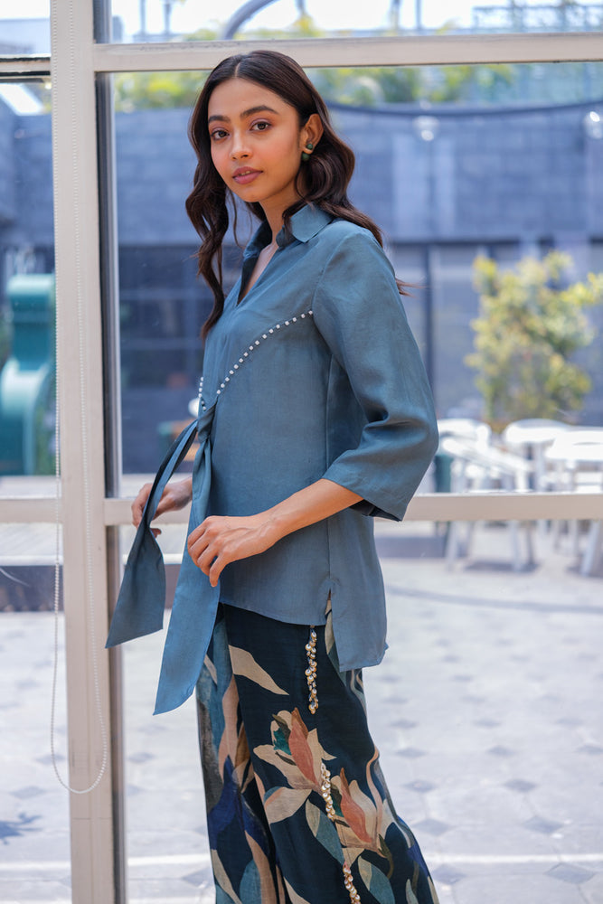 
                  
                    SILK TIE TOP & PANT cobalt
                  
                