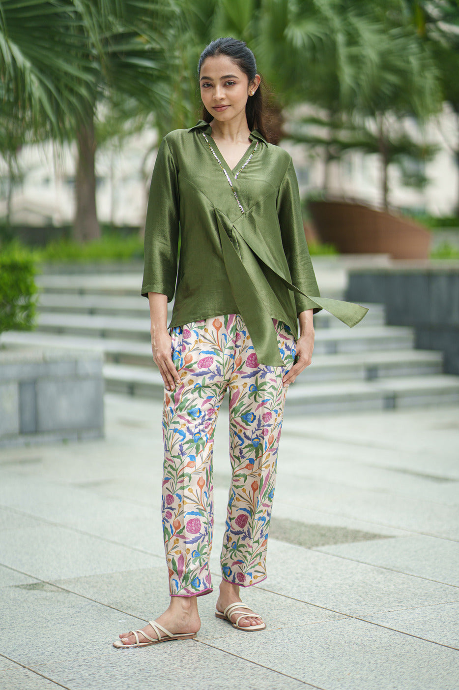 SILK TIE TOP olive