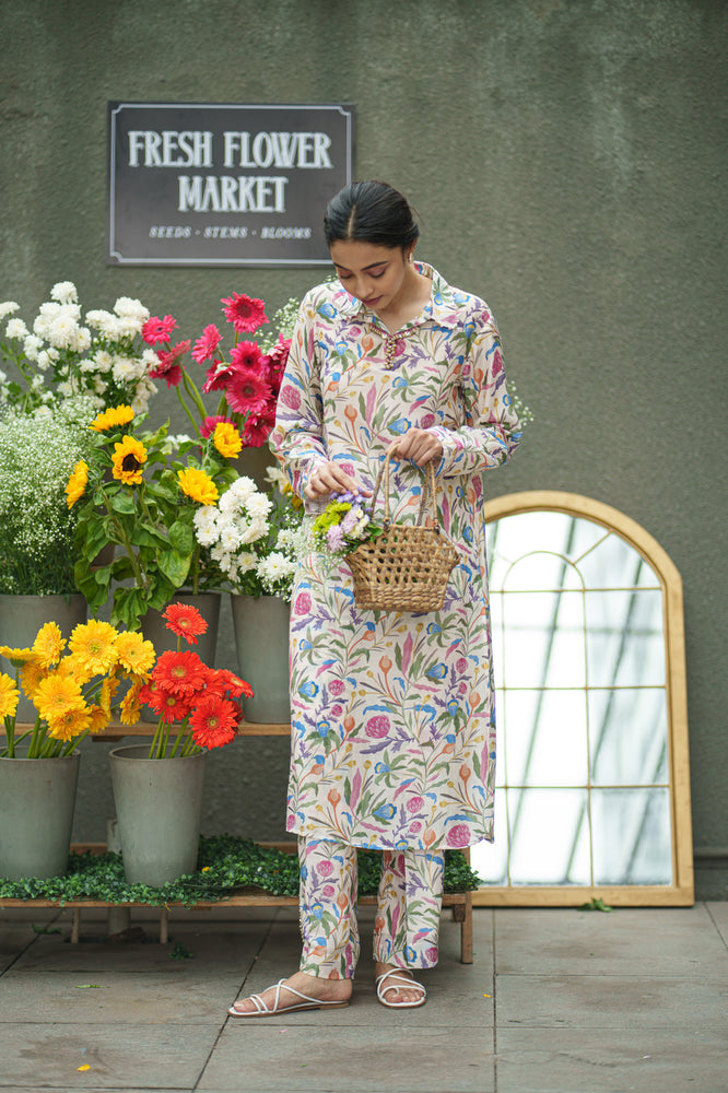 
                  
                    IRIS KURTA & PANT cream jaal
                  
                