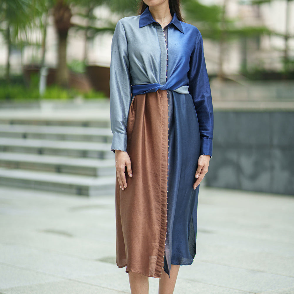 
                  
                    OL SILK TIE DRESS blue brown
                  
                