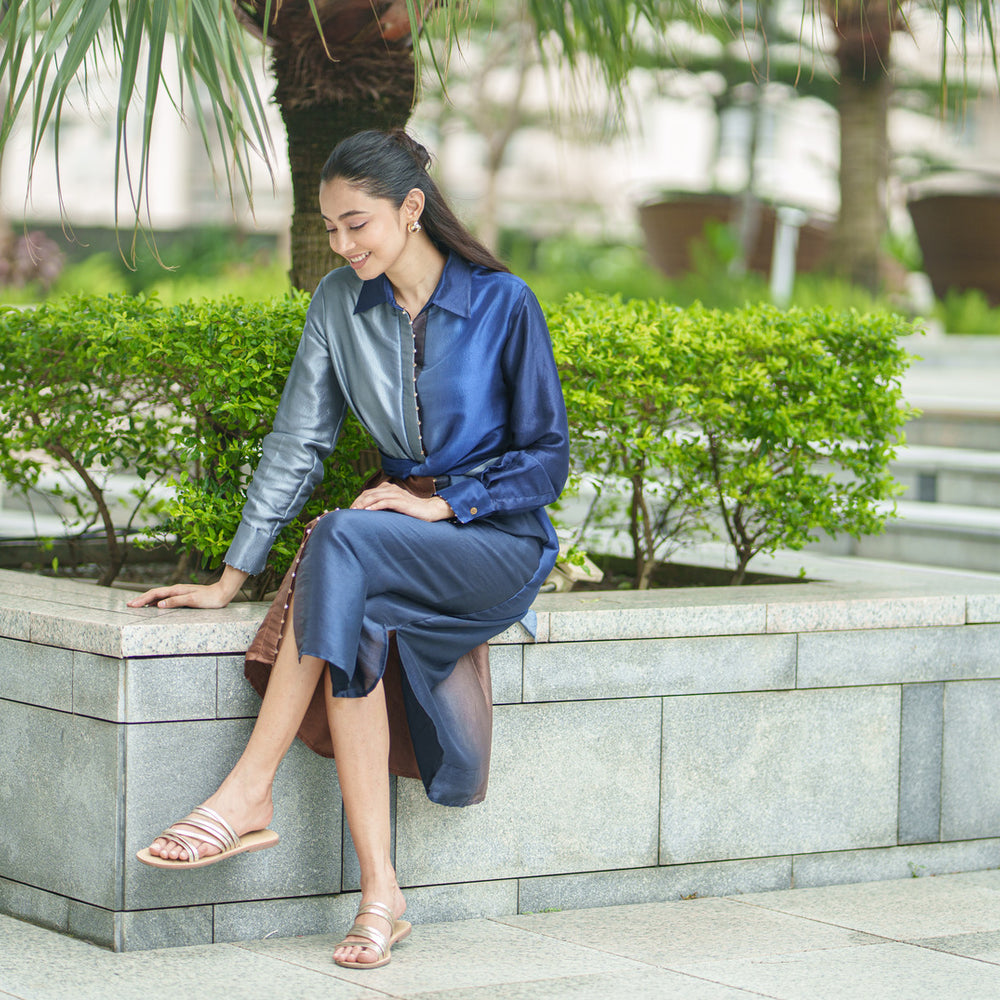 
                  
                    OL SILK TIE DRESS blue brown
                  
                