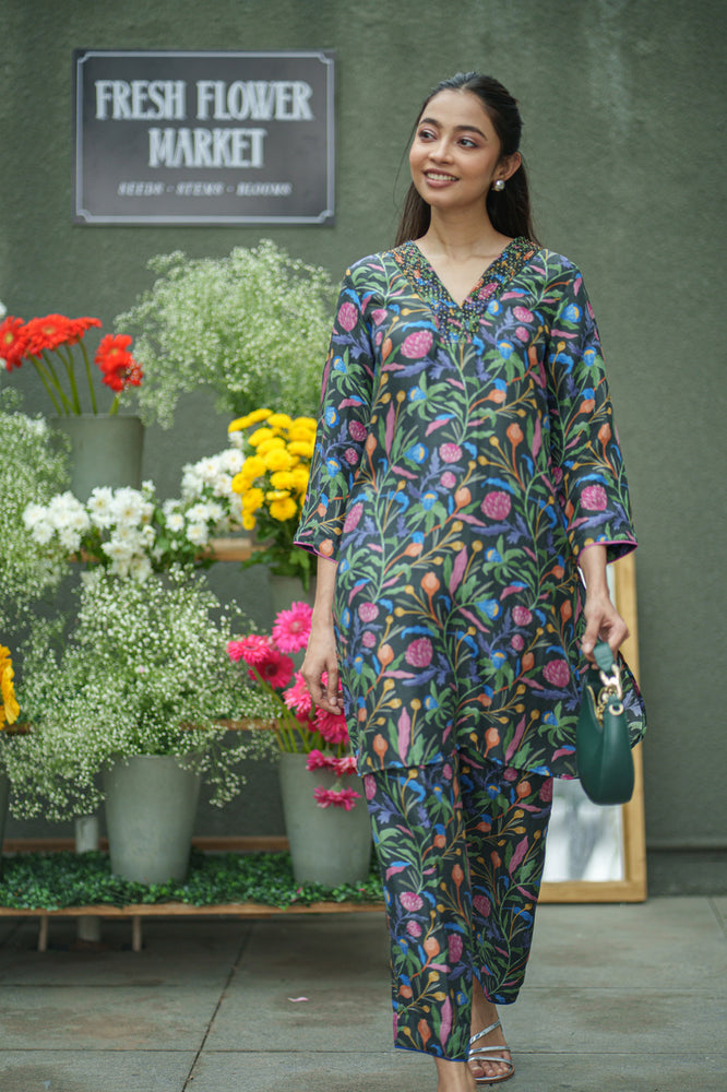 
                  
                    ROSE KURTA & PANT black jaal
                  
                