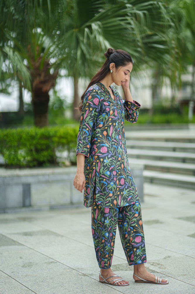 
                  
                    ROSE KURTA & PANT black jaal
                  
                