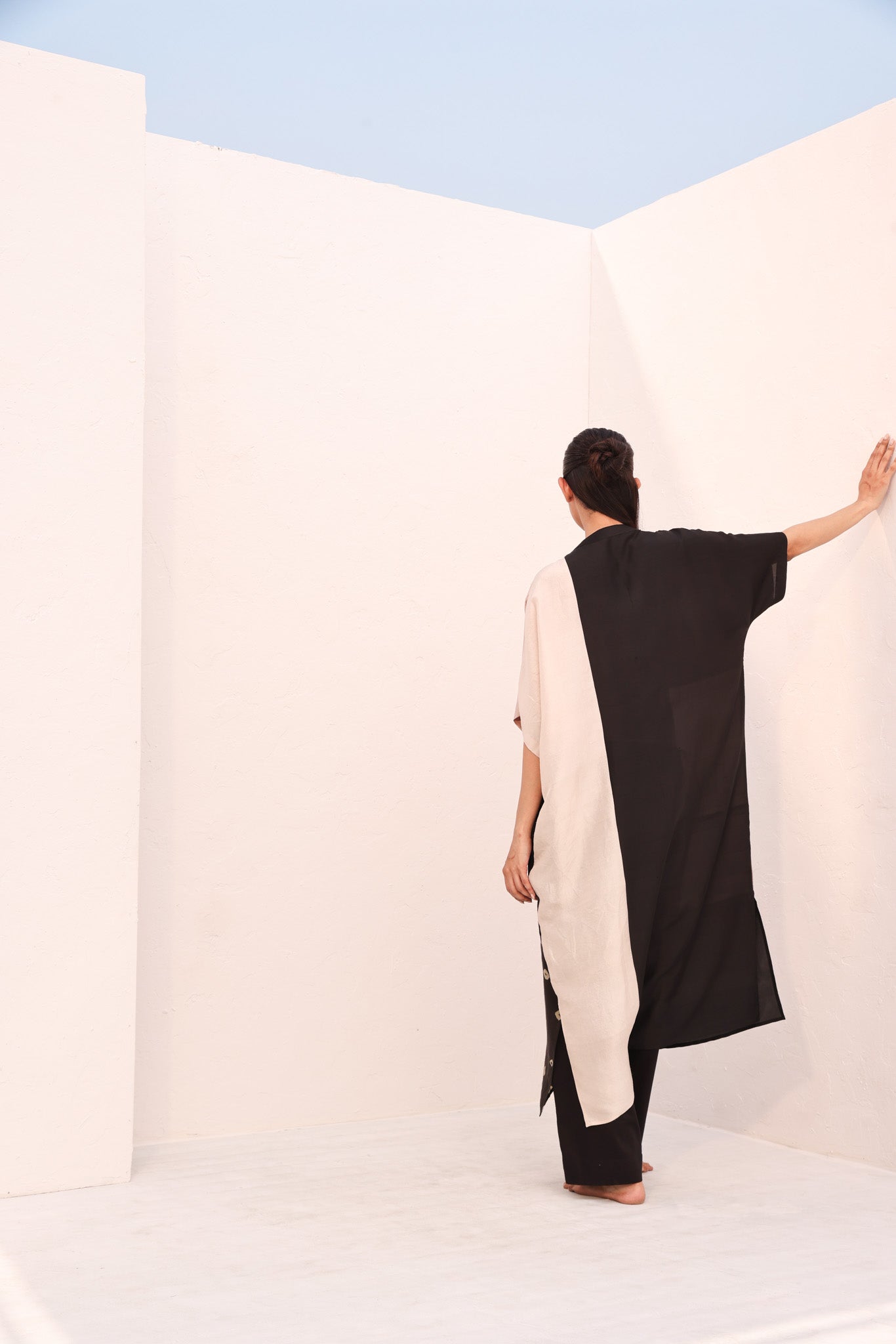 TIA SET (2PC)/BLACK - BEIGE